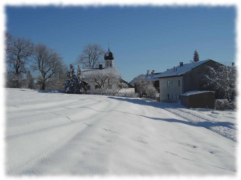 Kleinhelfendorf im Winter - 1250 Jahre Helfendorf